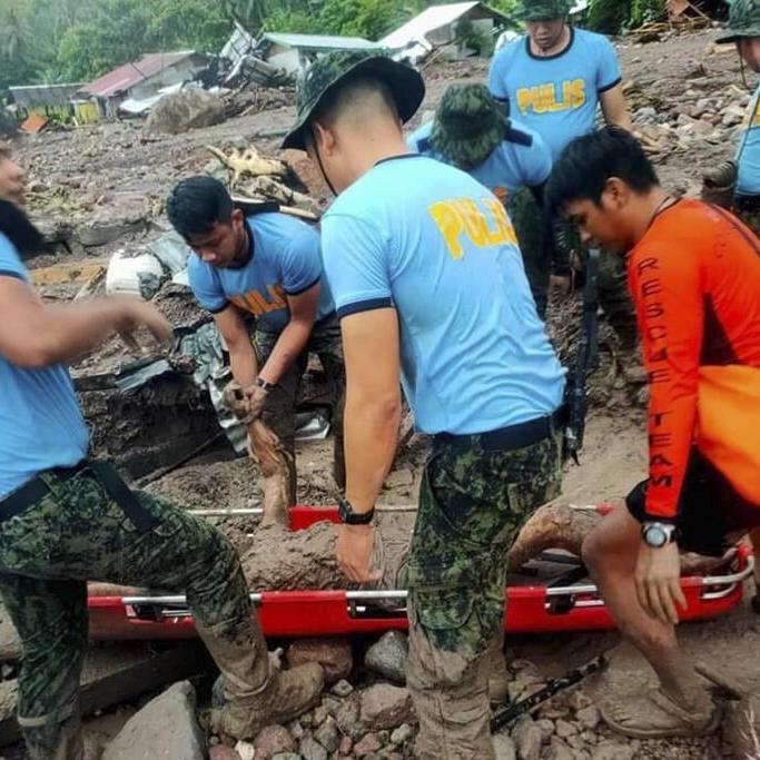 50 dead, dozens feared missing as storm lashes Philippines